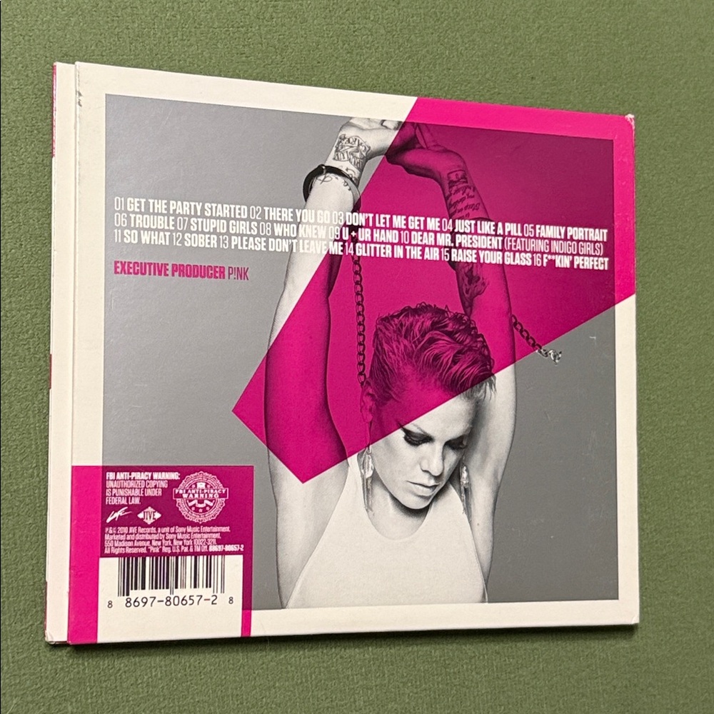 Pink Greatest Hits Album - Picture 6 of 6